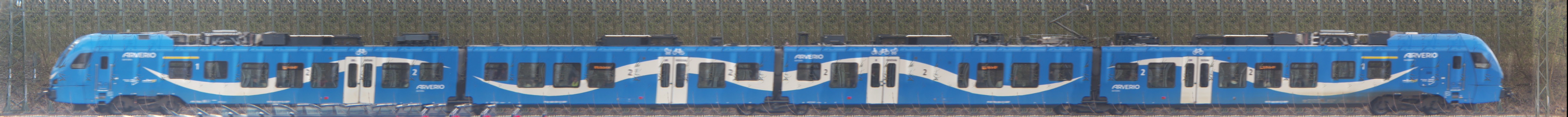 There should be a train photo here :'(