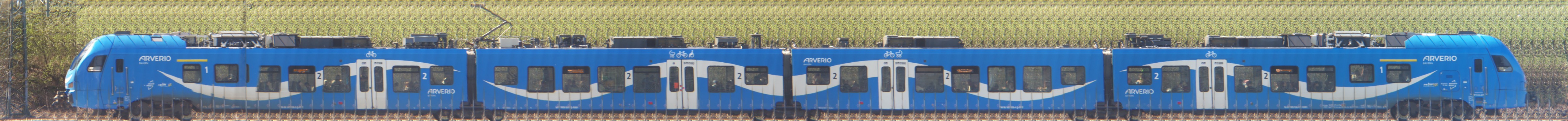 There should be a train photo here :'(