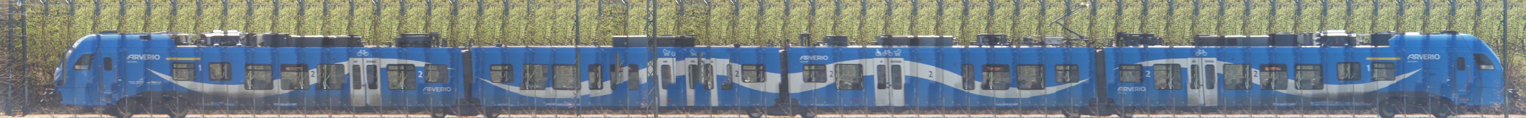 There should be a train photo here :'(
