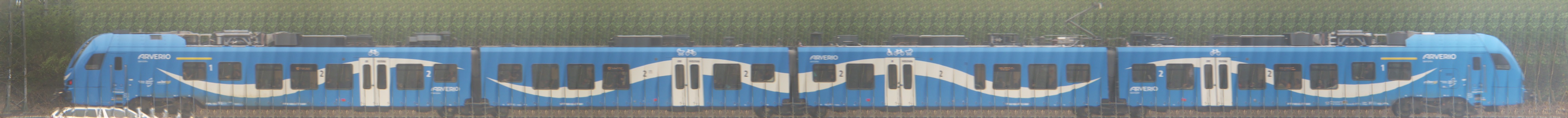 There should be a train photo here :'(