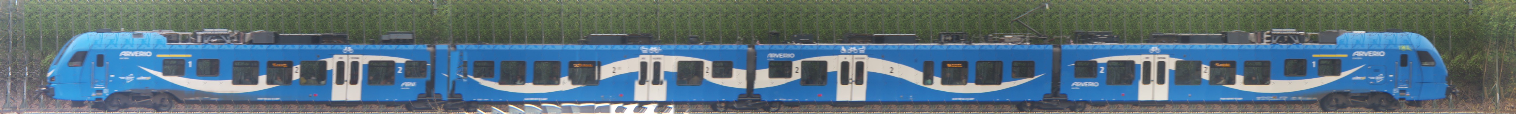 There should be a train photo here :'(