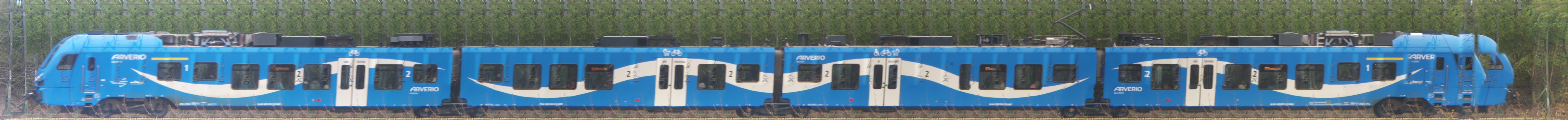 There should be a train photo here :'(