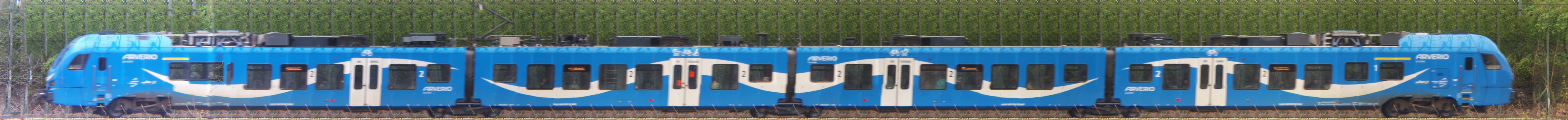 There should be a train photo here :'(