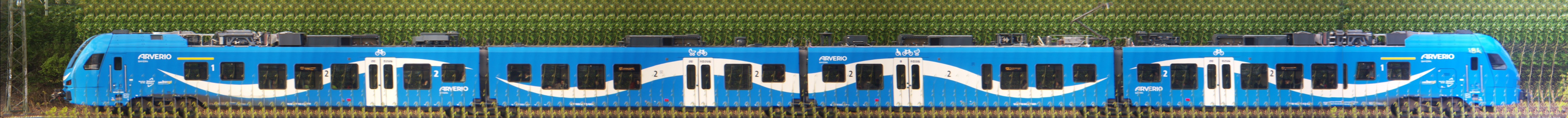 There should be a train photo here :'(
