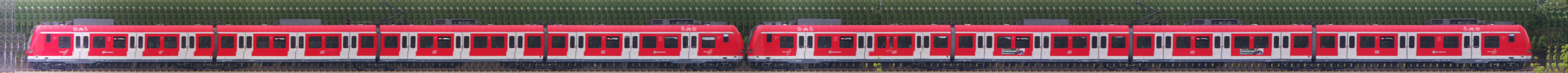 There should be a train photo here :'(