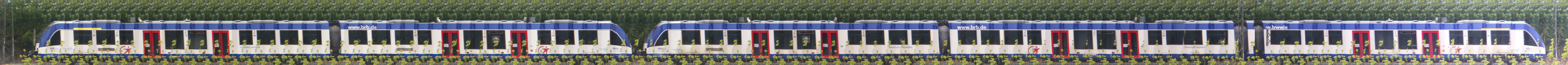 There should be a train photo here :'(
