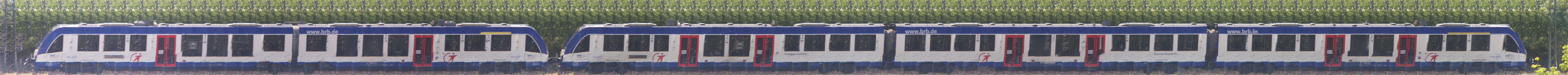 There should be a train photo here :'(