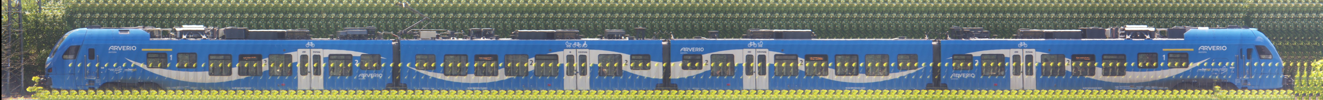 There should be a train photo here :'(