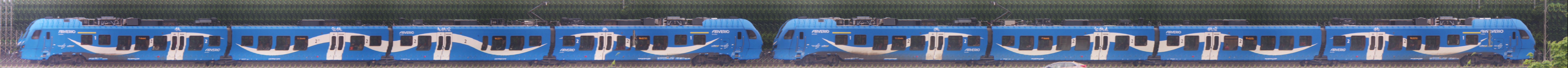 There should be a train photo here :'(