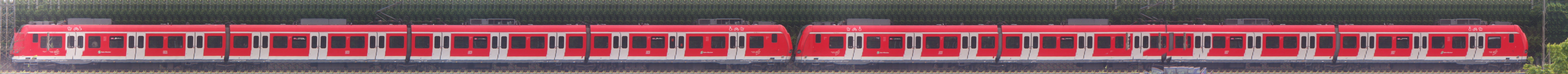 There should be a train photo here :'(