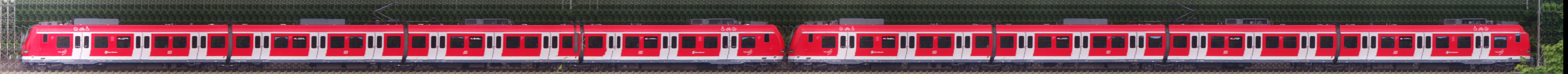 There should be a train photo here :'(