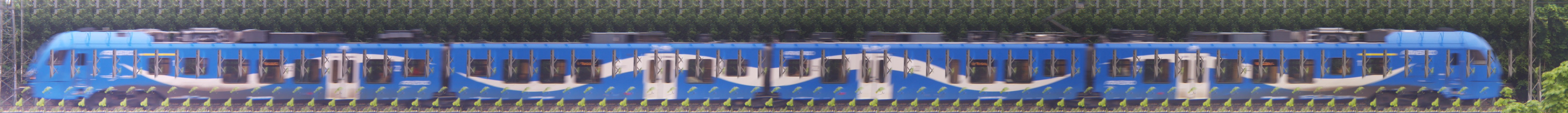 There should be a train photo here :'(