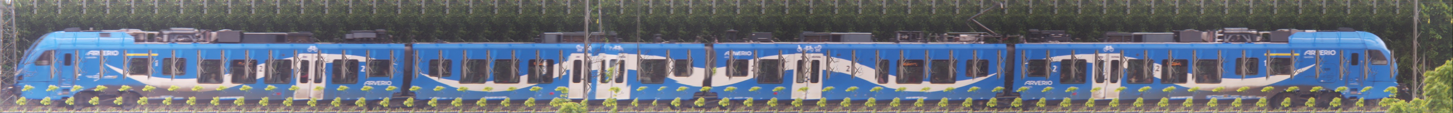 There should be a train photo here :'(