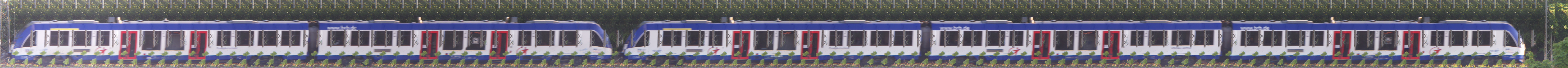 There should be a train photo here :'(